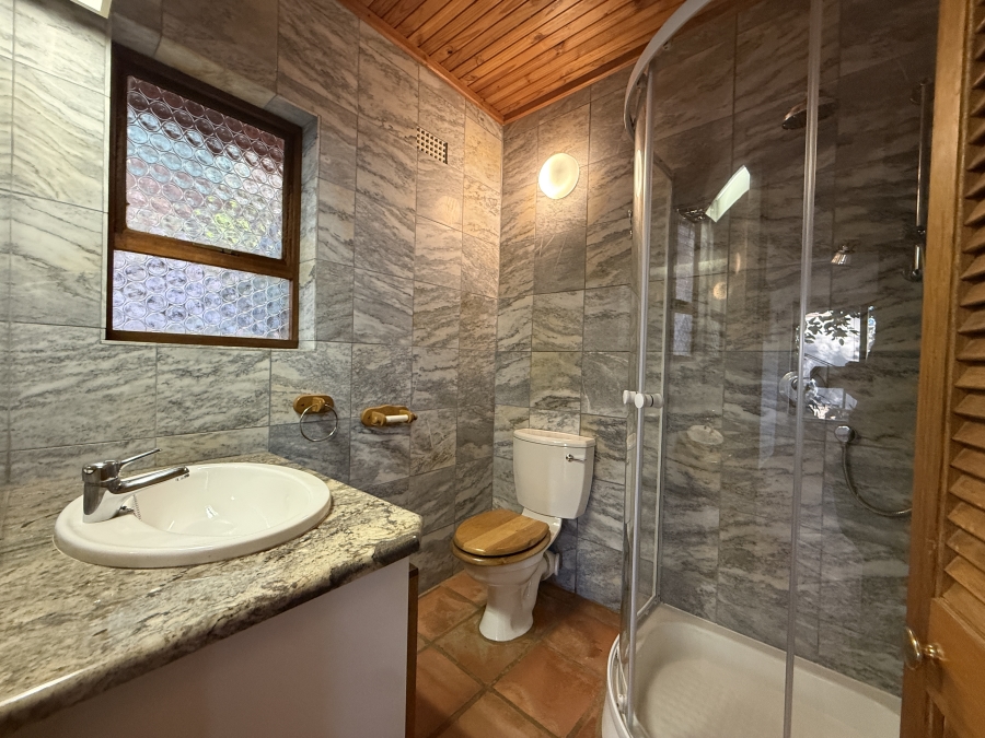 4 Bedroom Property for Sale in Kosmos North West
